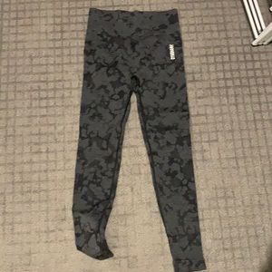 Gymshark black animal seamless legging.